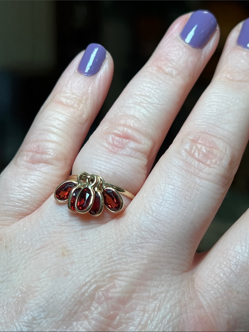 Vintage 10k Solid Yellow Gold Red Garnet Gemstone Cha-Cha Dangle Charm Ring - Picture 8 of 12